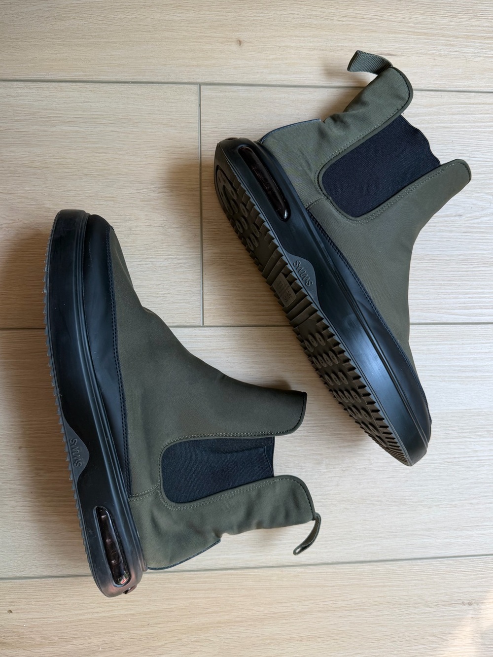 Men’s SWIMS Chelsea Waterproof Boots size 12